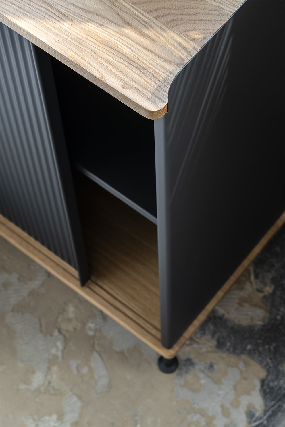 ENFOLD SIDEBOARD 餐櫥置物櫃 | 矮櫃 3 門款